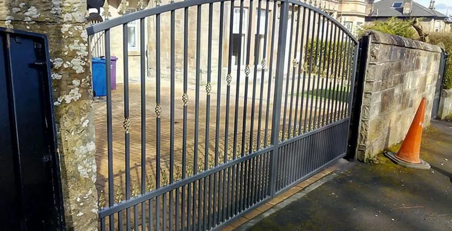 Emergency gate repair service in South Texas